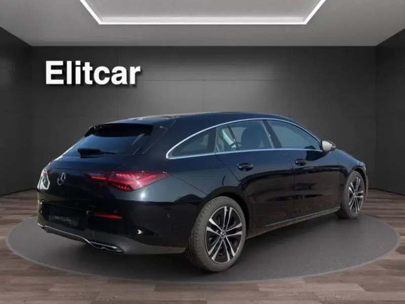 Mercedes-Benz CLA Shooting Brake usata a Milano (7)