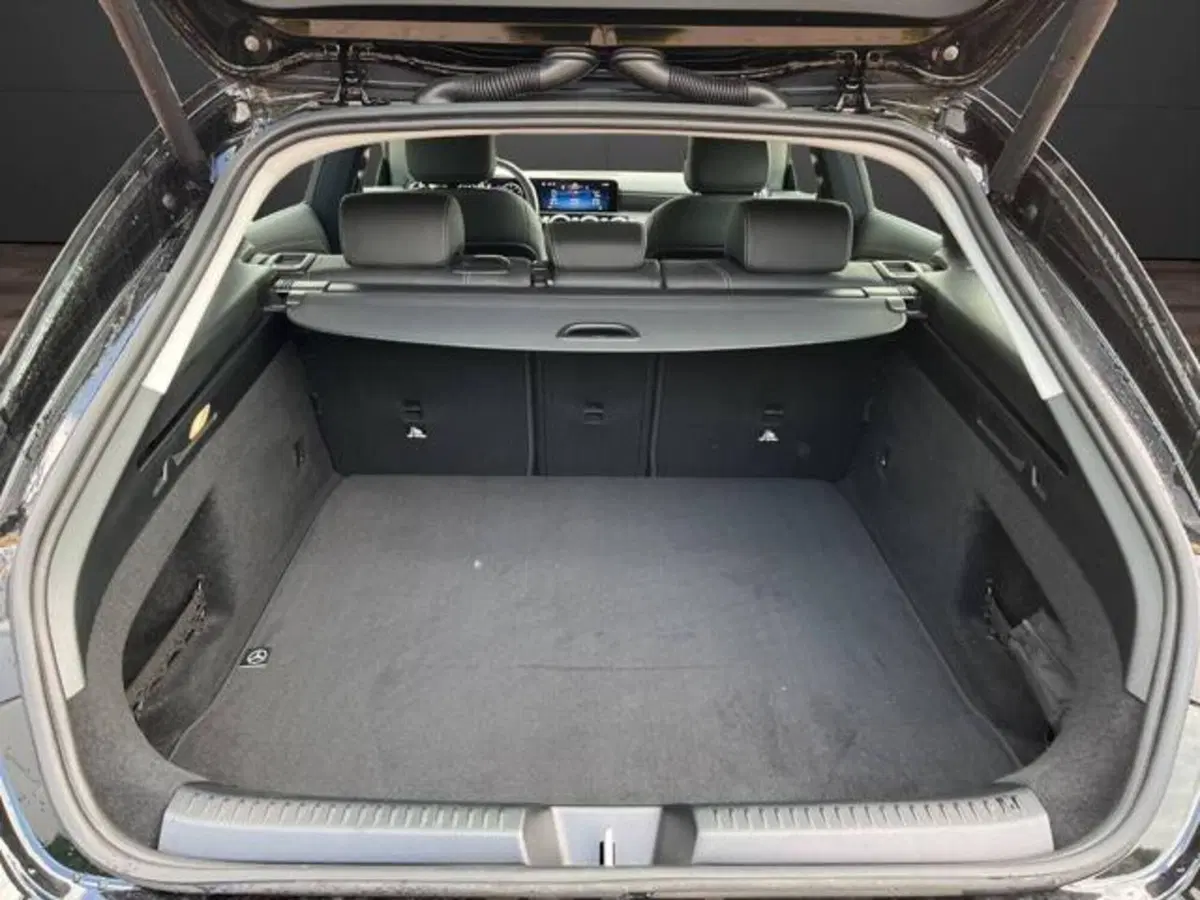 Mercedes-Benz CLA Shooting Brake usata a Milano (5)