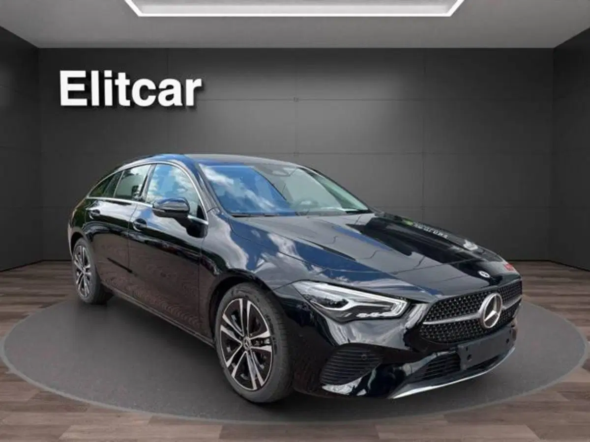 Mercedes-Benz CLA Shooting Brake usata a Milano (7)