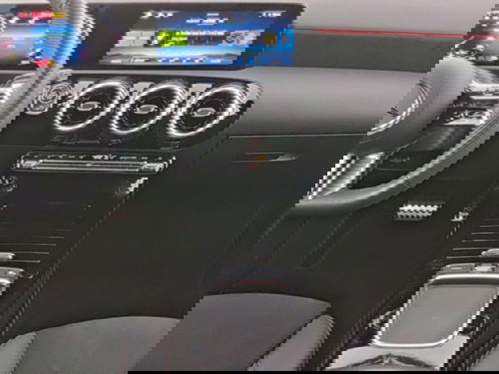 Mercedes-Benz Classe A Sedan usata a Milano (7)