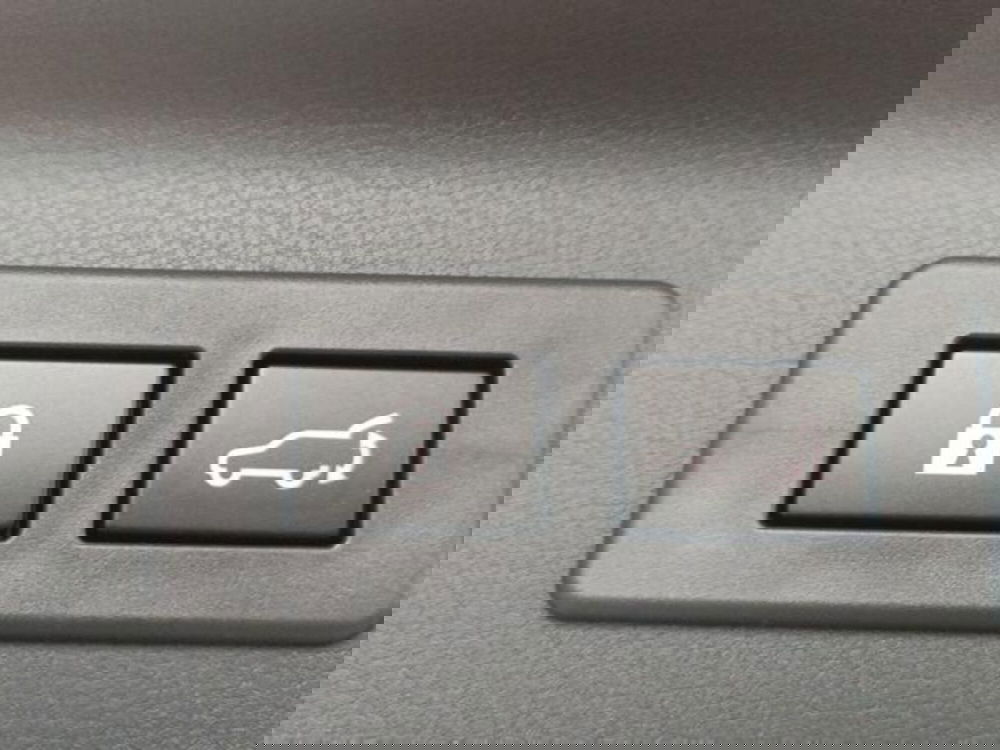 Subaru Forester nuova a Milano (18)