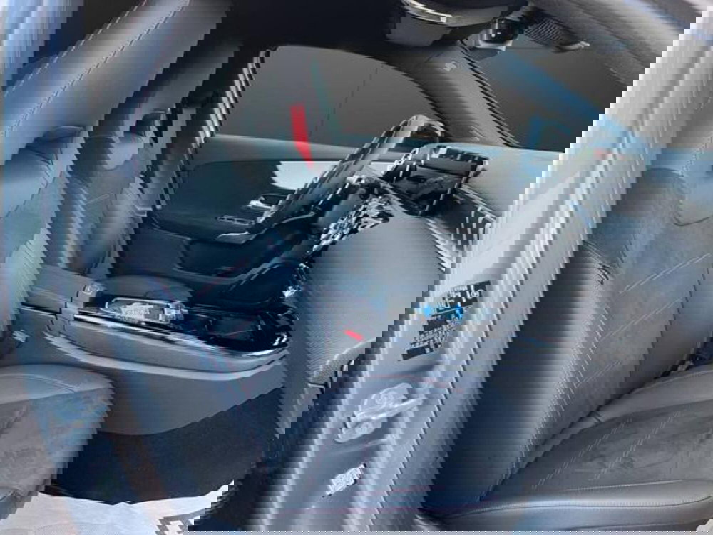 Mercedes-Benz Classe A usata a Milano (11)