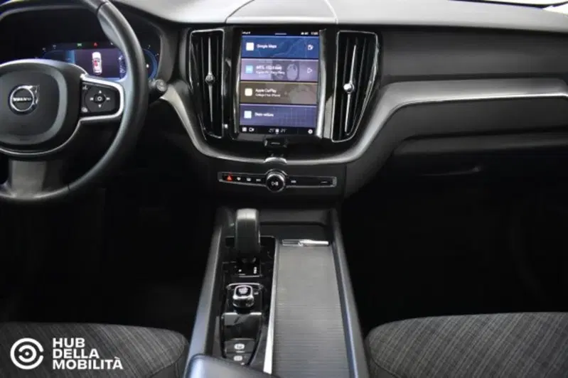 Volvo XC60 usata a Perugia (11)