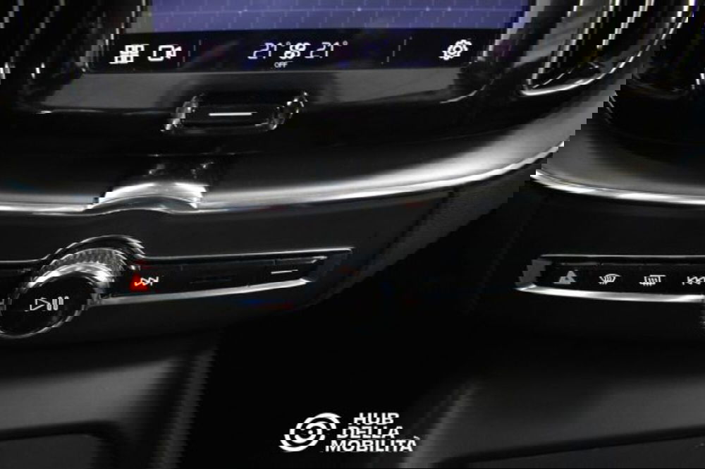 Volvo XC60 usata a Perugia (13)