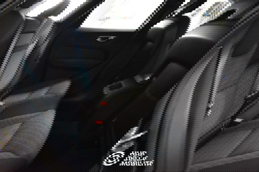 Volvo XC60 usata a Perugia (18)