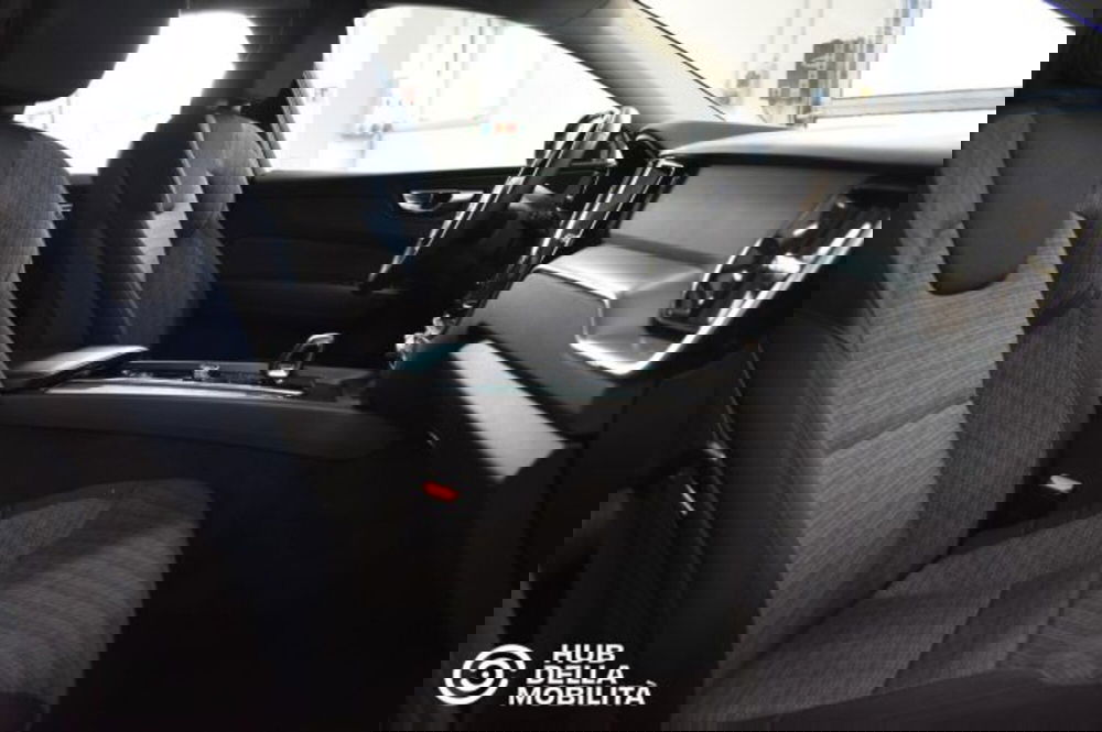 Volvo XC60 usata a Perugia (19)