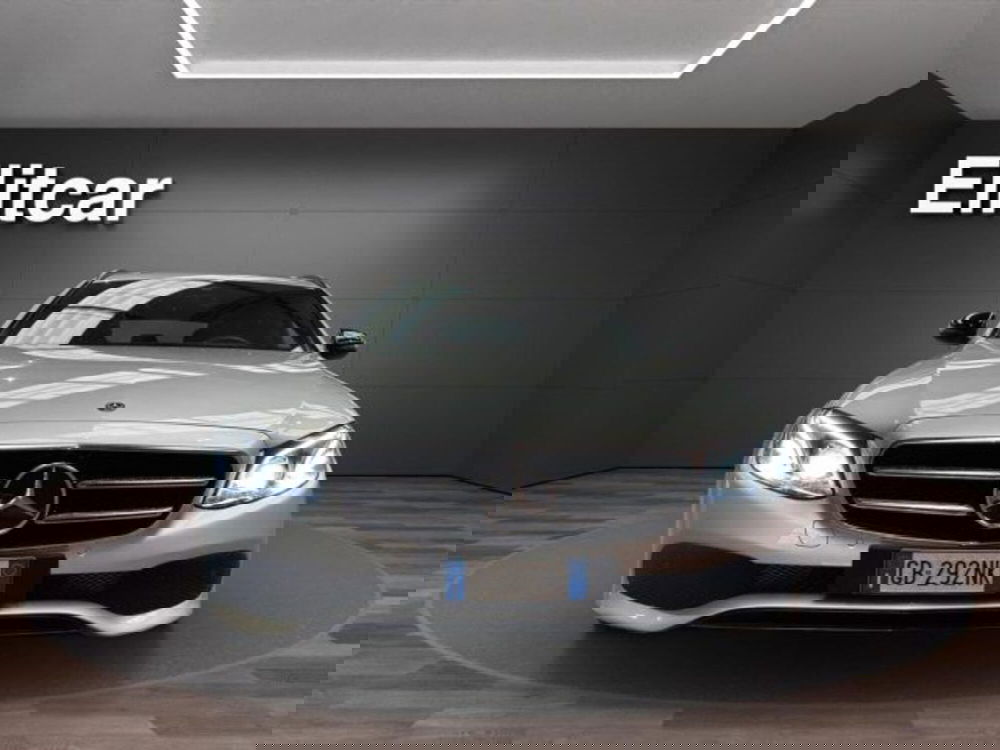 Mercedes-Benz Classe E Station Wagon usata a Novara (2)