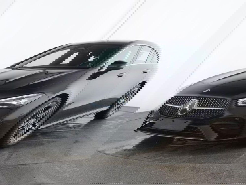Mercedes-Benz CLA Shooting Brake usata a Novara