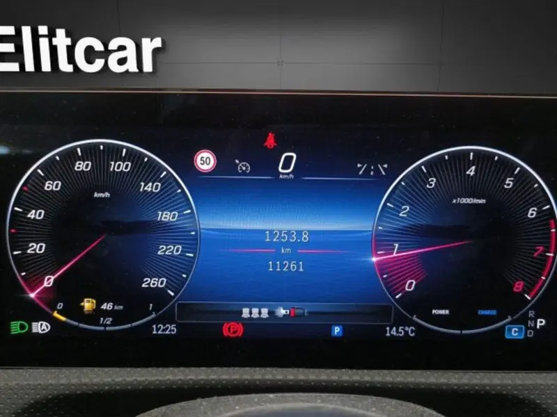 Mercedes-Benz CLA Shooting Brake usata a Novara (14)
