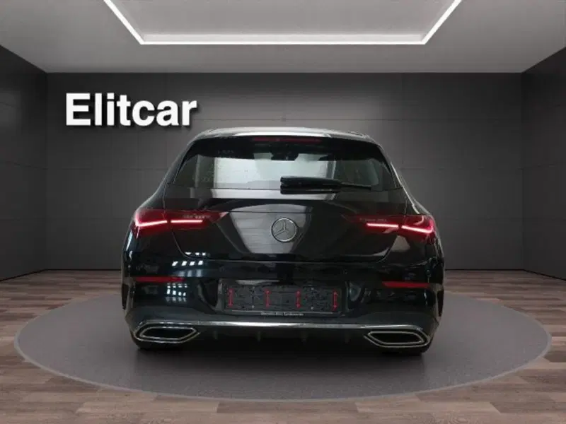 Mercedes-Benz CLA Shooting Brake usata a Novara (6)