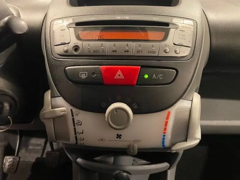 Toyota Aygo usata a Cuneo (14)