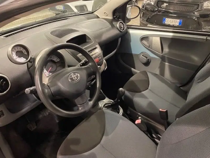 Toyota Aygo usata a Cuneo (6)