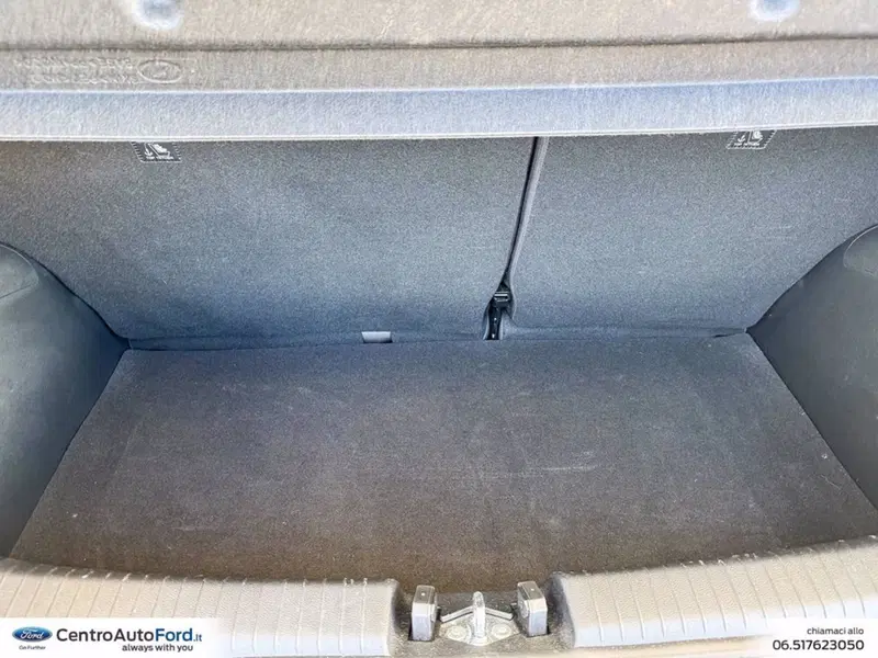 Hyundai i10 usata a Roma (11)