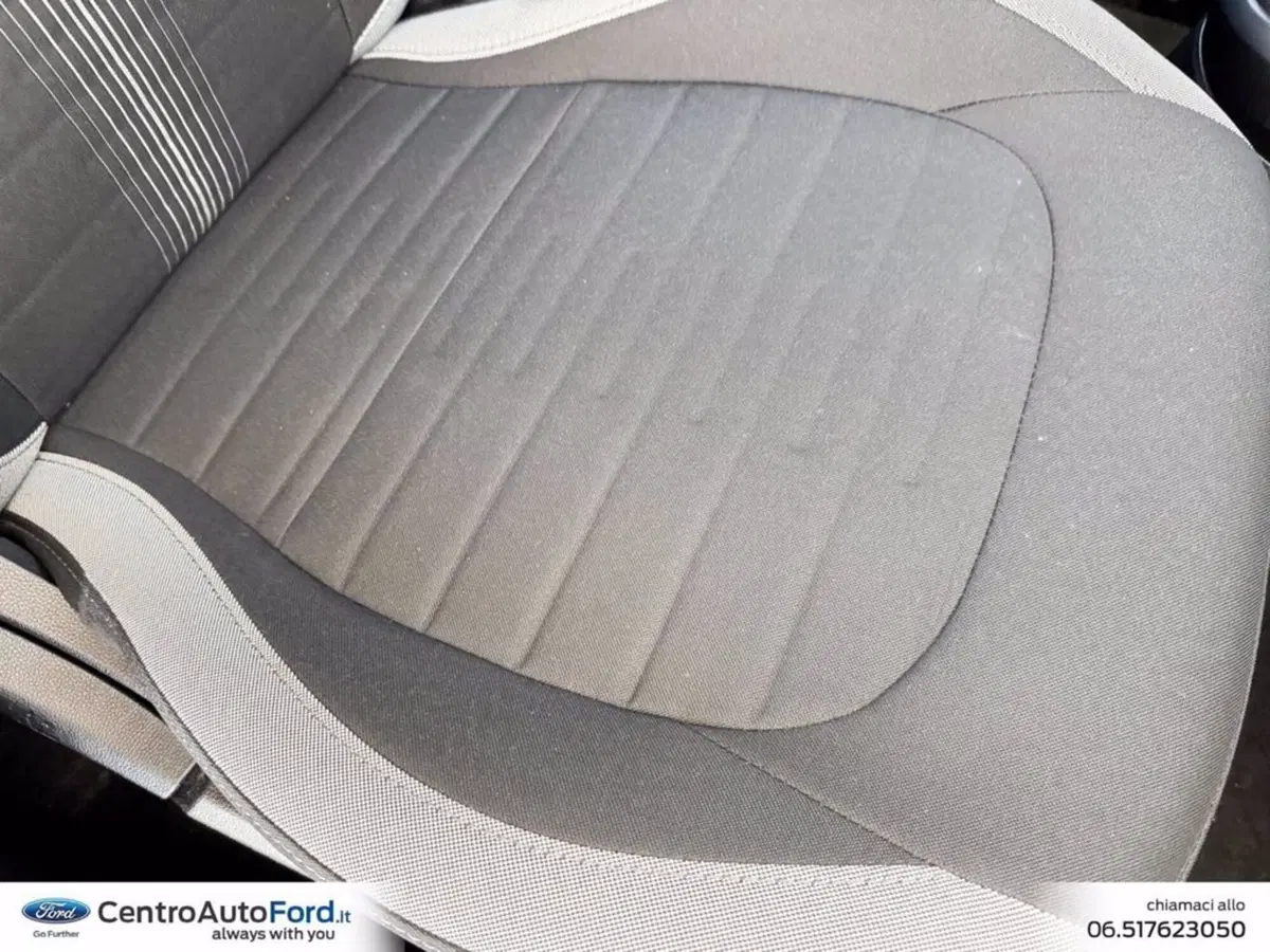 Hyundai i10 usata a Roma (7)