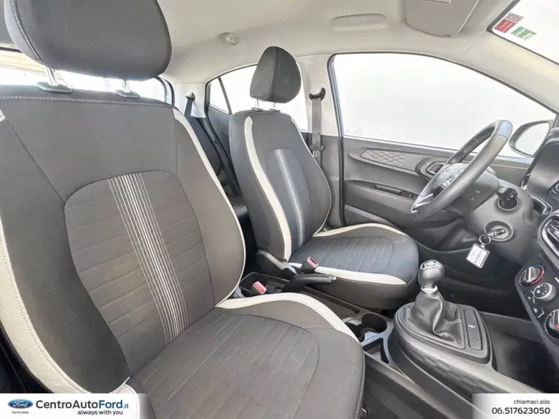 Hyundai i10 usata a Roma (7)