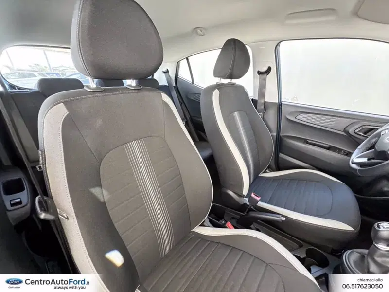 Hyundai i10 usata a Roma (7)
