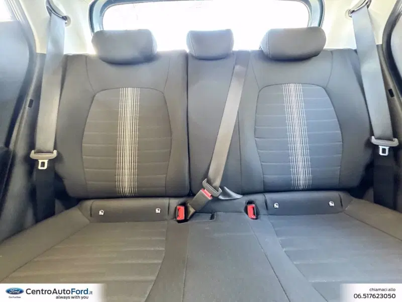 Hyundai i10 usata a Roma (9)