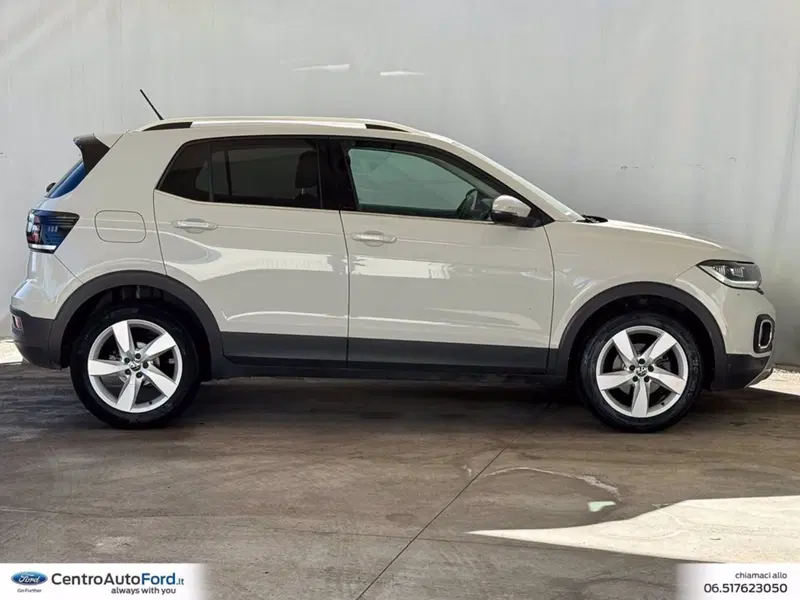Volkswagen T-Cross usata a Roma (5)