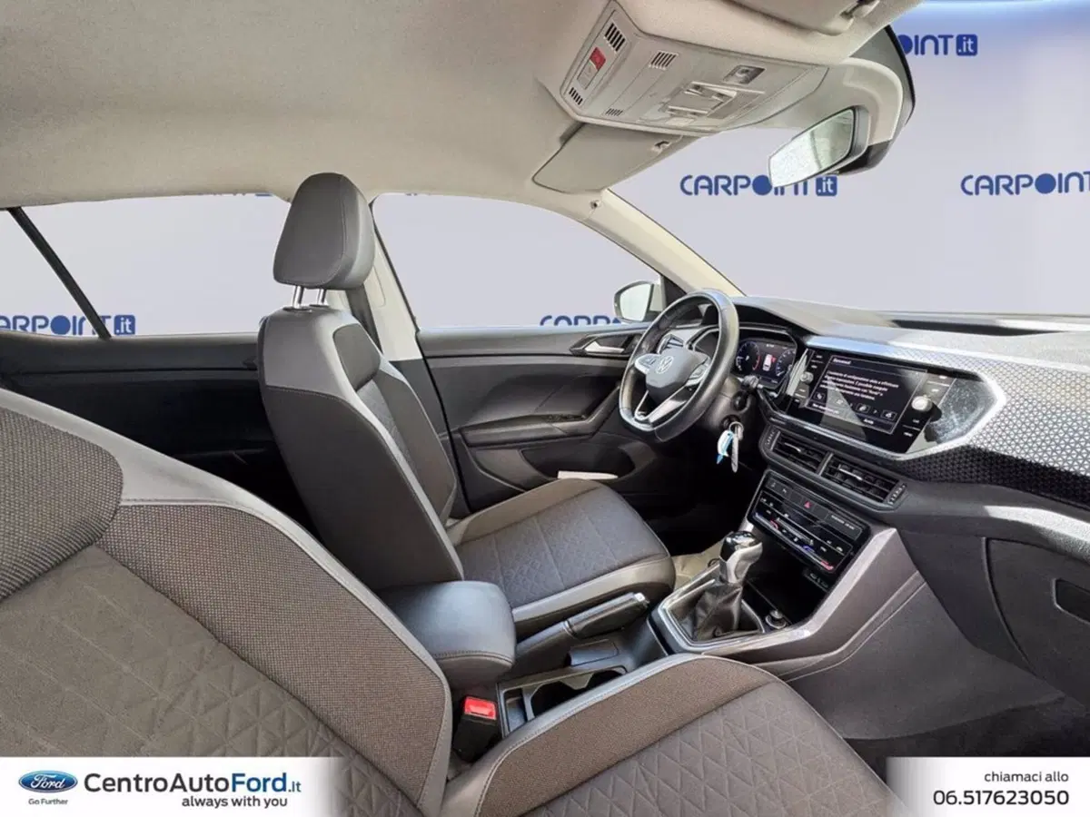 Volkswagen T-Cross usata a Roma (6)