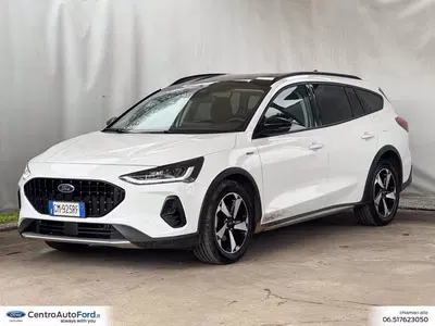 Ford Focus Station Wagon 1.0t ecoboost h ST-Line X 125cv del 2023 usata a Albano Laziale