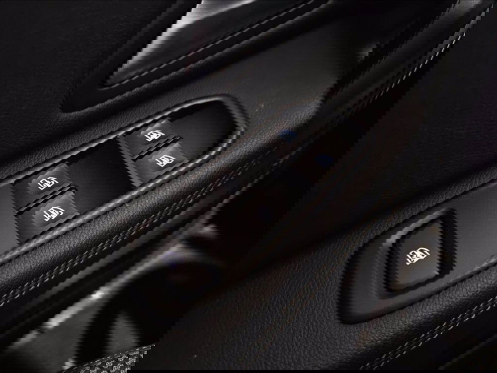 Dacia Duster usata a Palermo (18)