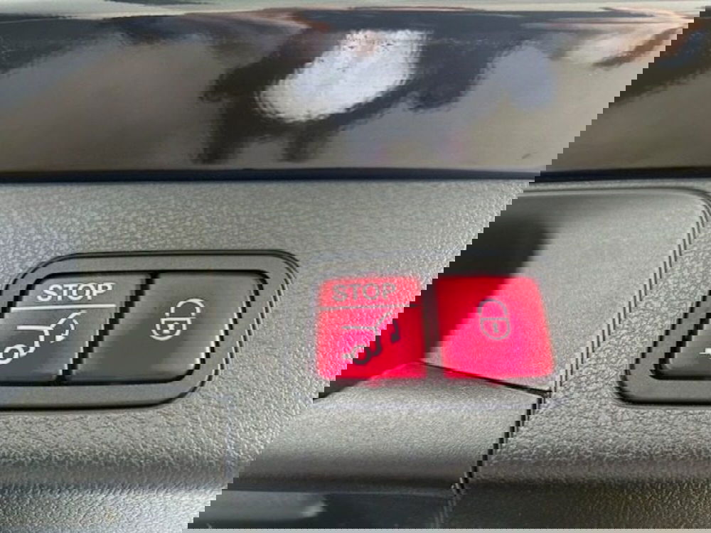 Mercedes-Benz GLB usata a Potenza (17)