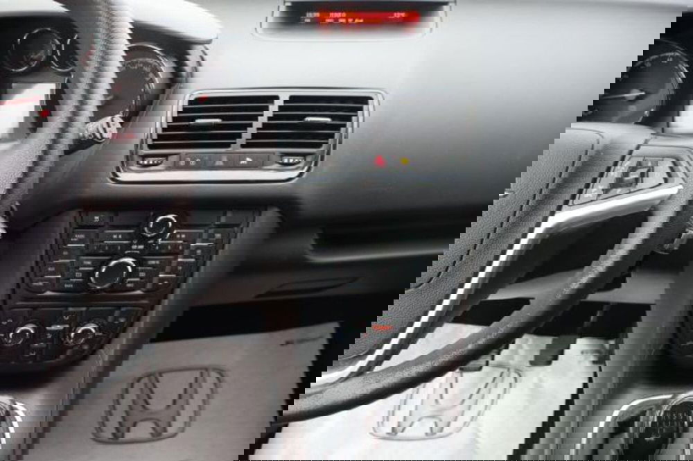 Opel Meriva usata a Gorizia (16)