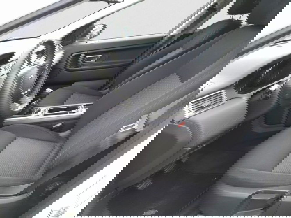 Land Rover Discovery Sport usata a Livorno (10)