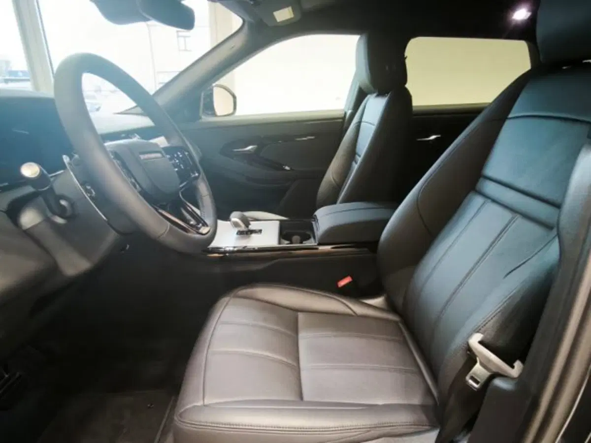 Land Rover Range Rover Evoque nuova a Livorno (12)
