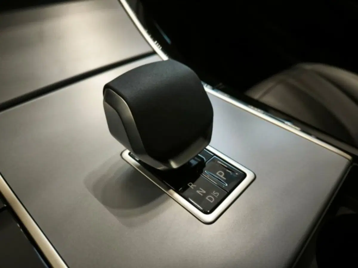 Land Rover Range Rover Evoque nuova a Livorno (14)