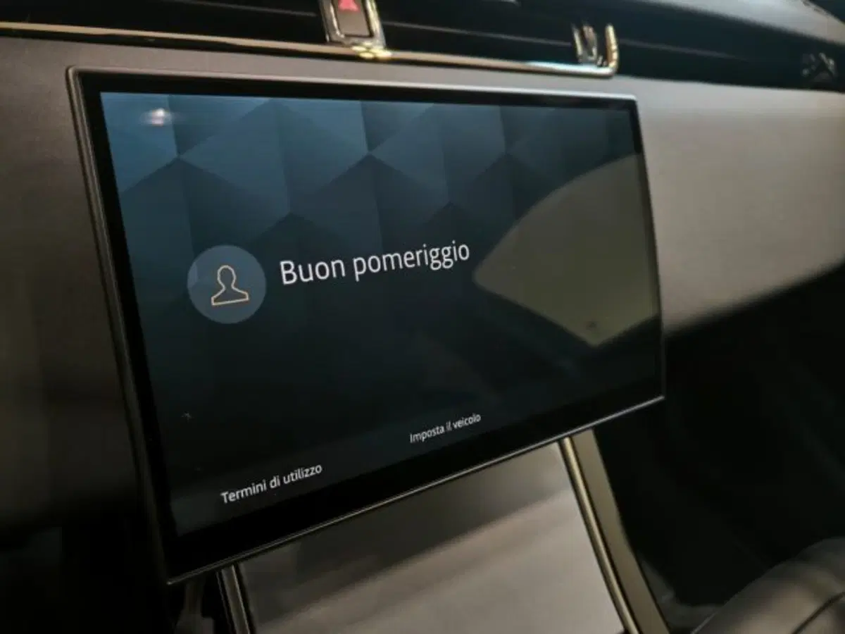 Land Rover Range Rover Evoque nuova a Livorno (15)
