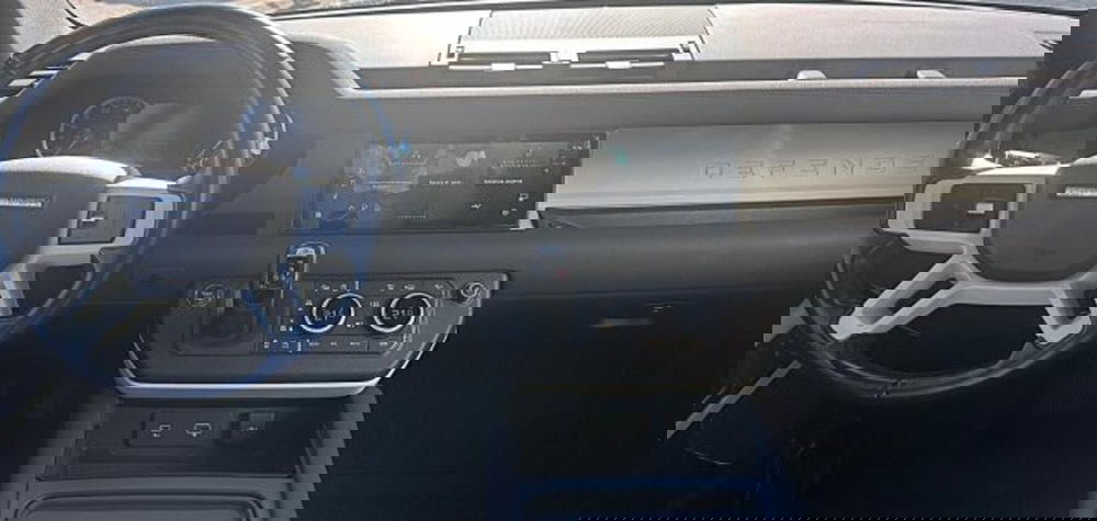 Land Rover Defender usata a Livorno (6)