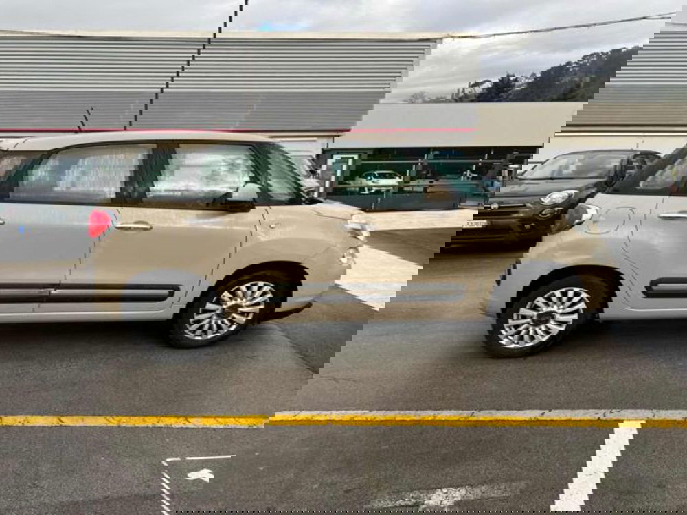 Fiat 500L usata a Lucca (4)