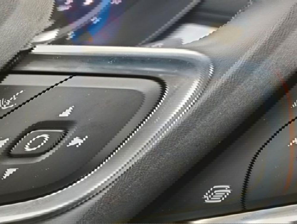 Volvo XC40 usata a Como (10)