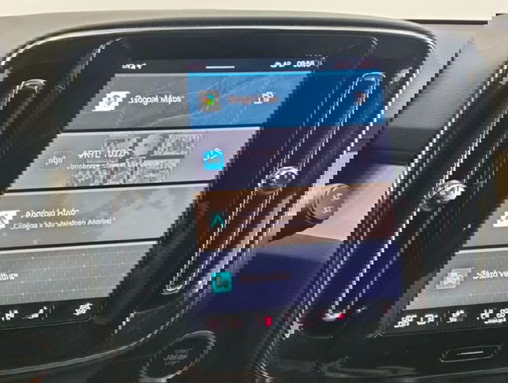 Volvo XC40 usata a Como (13)