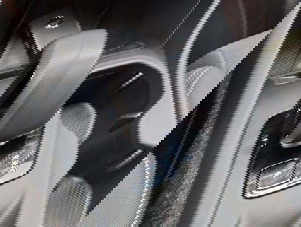 Volvo XC40 usata a Como (18)