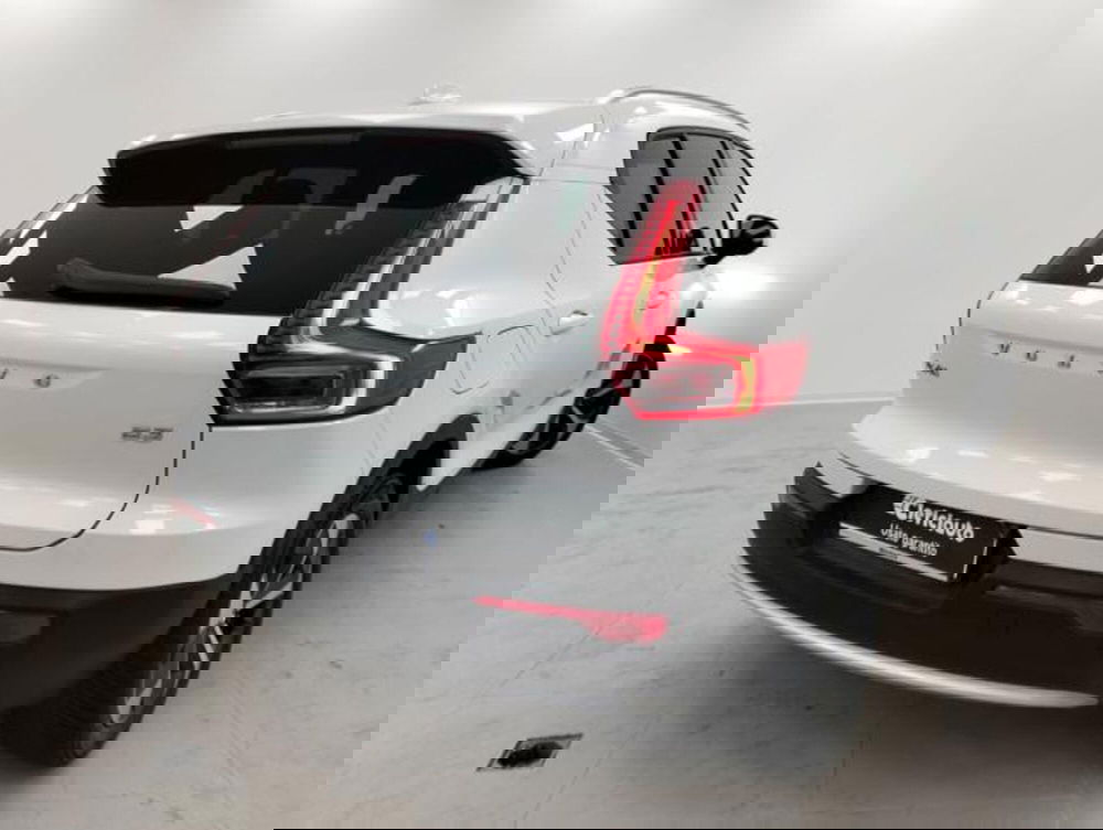 Volvo XC40 usata a Como (2)