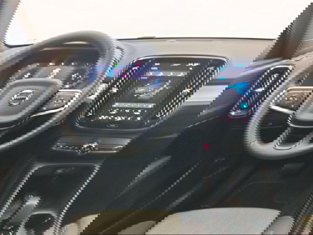 Volvo XC40 usata a Como (9)