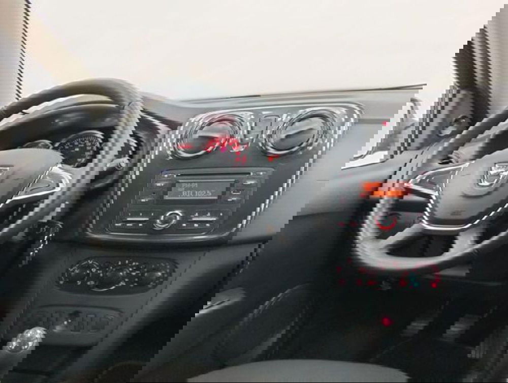 Dacia Sandero usata a Como (10)