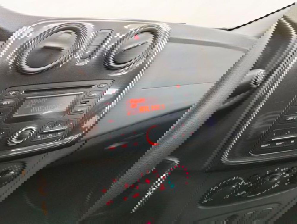 Dacia Sandero usata a Como (12)