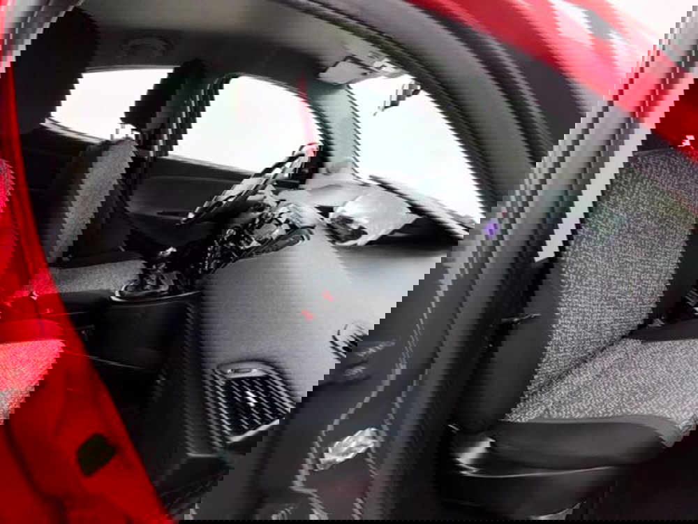 Lancia Ypsilon usata a Como (3)