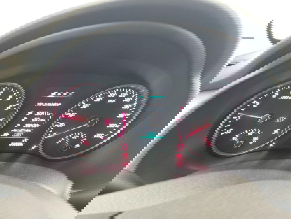 Kia Stonic usata a Como (11)