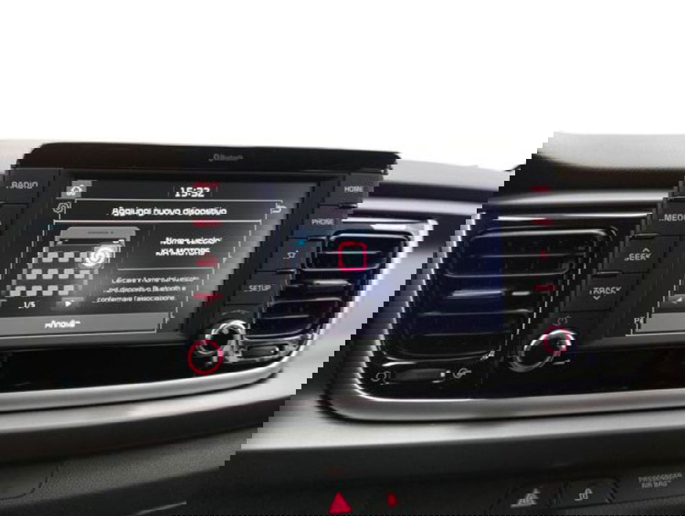 Kia Rio usata a Como (11)
