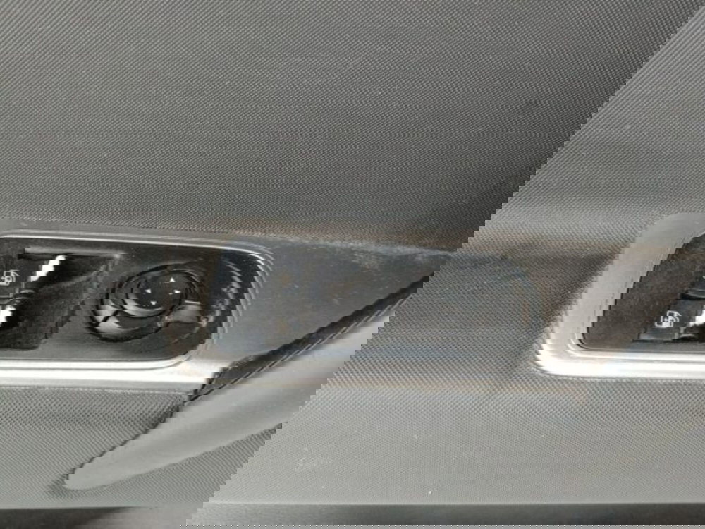 Alfa Romeo MiTo usata a Catania (19)