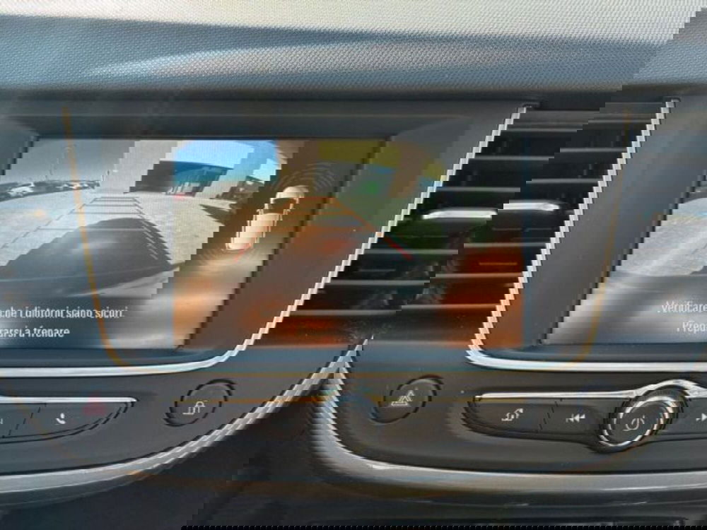 Opel Crossland X usata a Ancona (17)