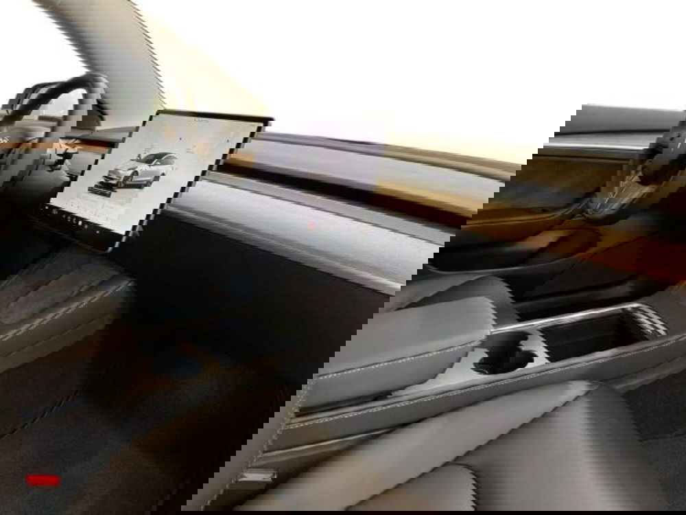 Tesla Model 3 usata a Verona (16)