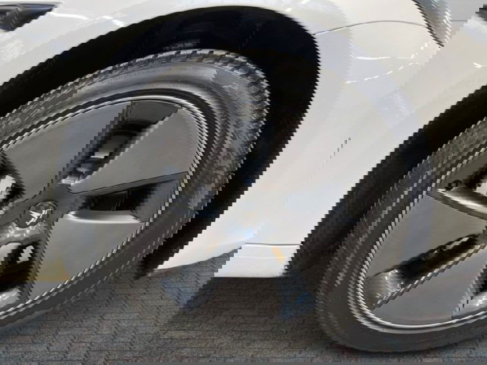 Tesla Model 3 usata a Verona (7)