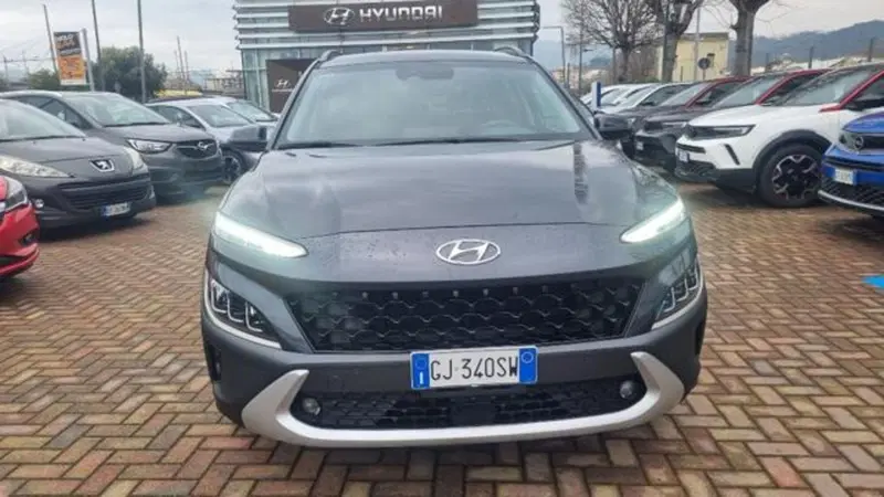 Hyundai Kona usata a Savona