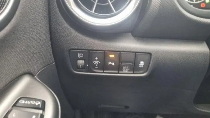 Hyundai Kona usata a Savona (8)