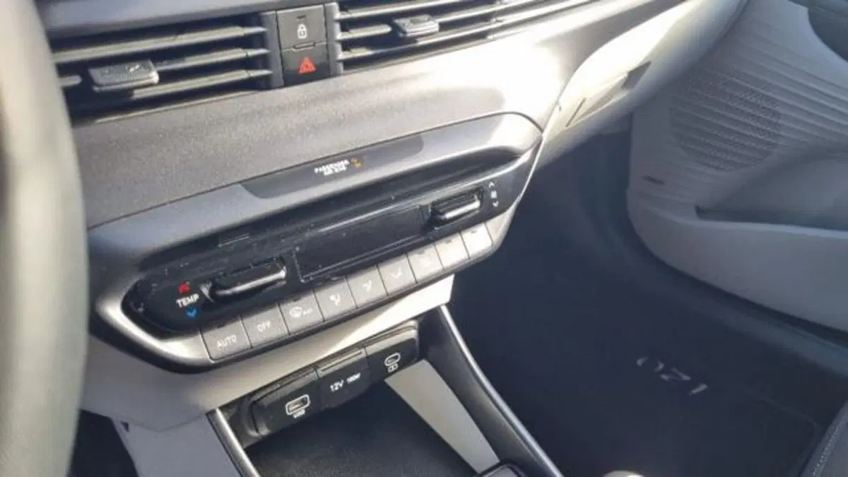 Hyundai i20 usata a Savona (8)